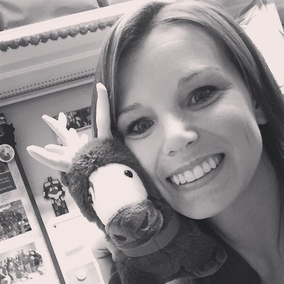 Meet Your Posher, Shannon! - Picture 1 of 1